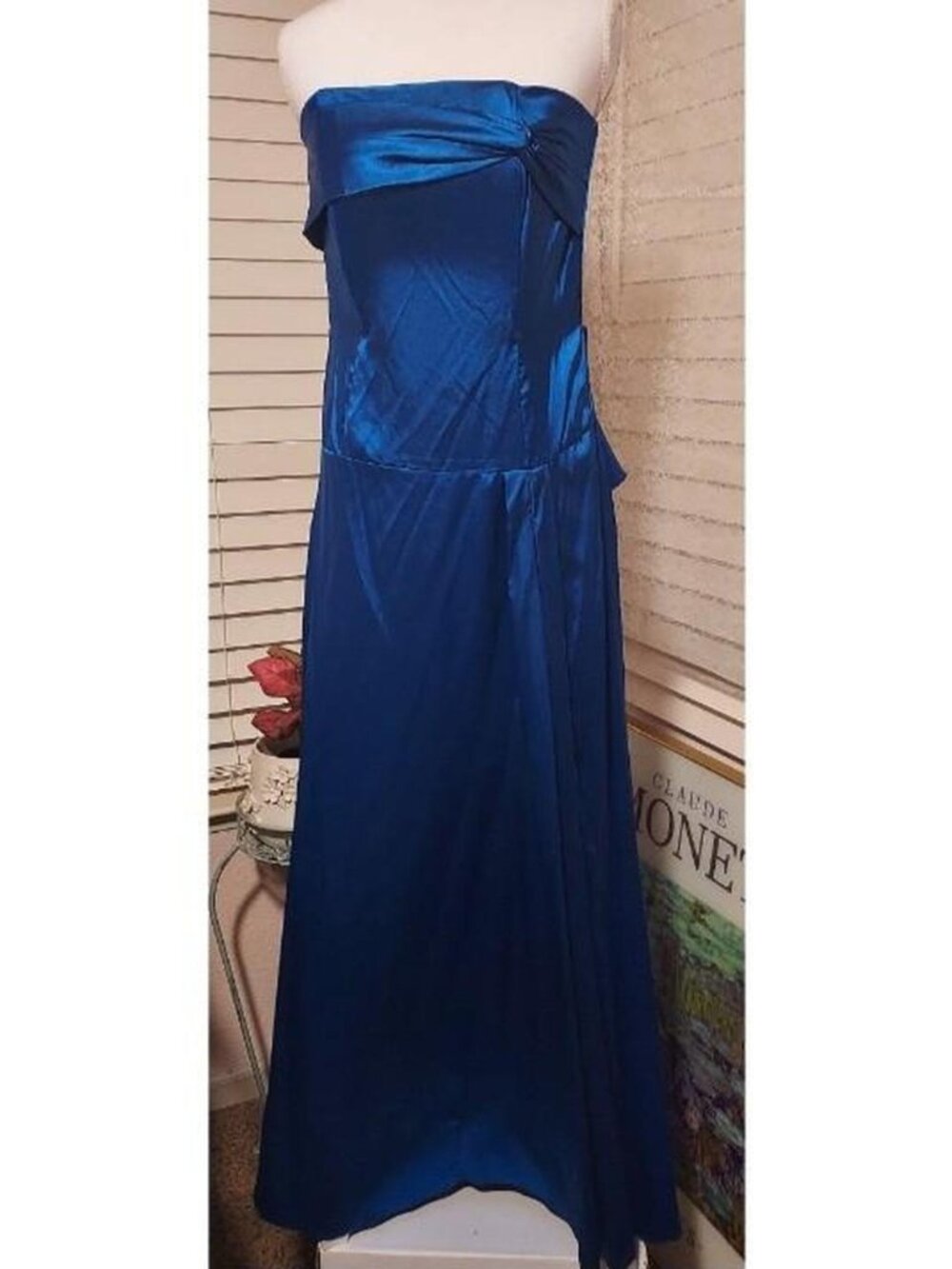 Vintage 90s Blue strapless floor length maxi dress with flowy skirt